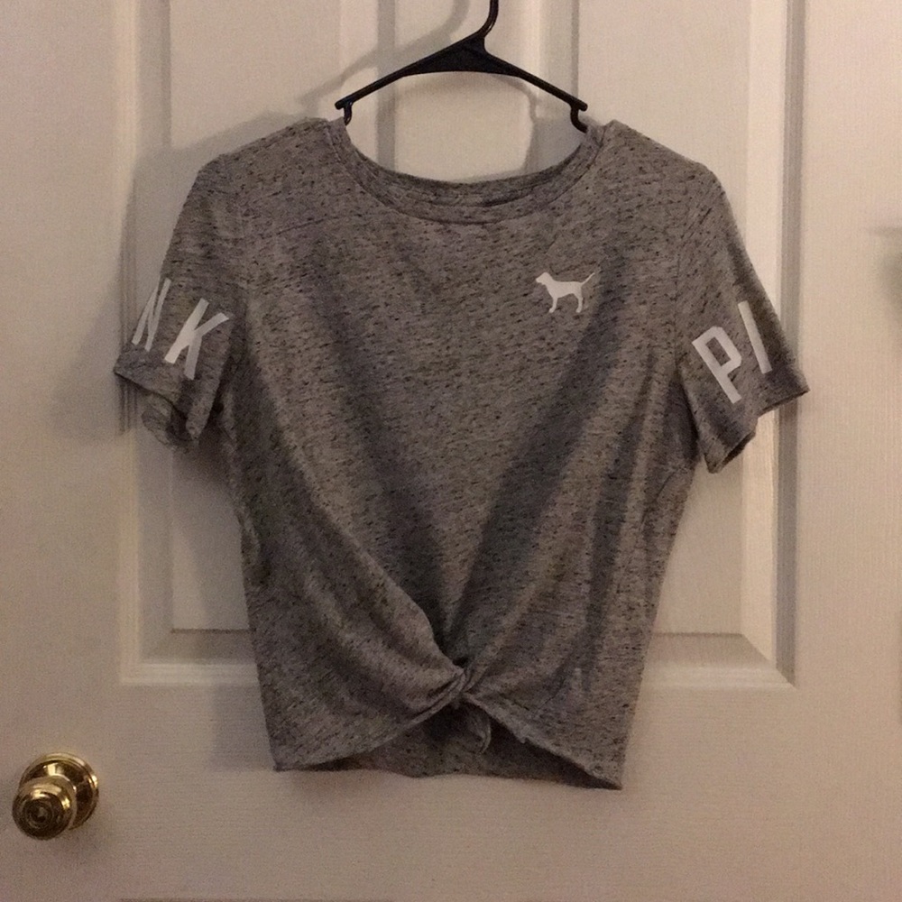 2/$20 Pink by Victoria’s Secret super cute crop